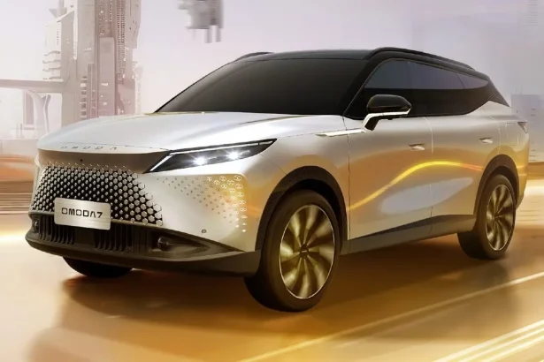 „Omoda“ pristatė visiškai naują C7 krosoverį