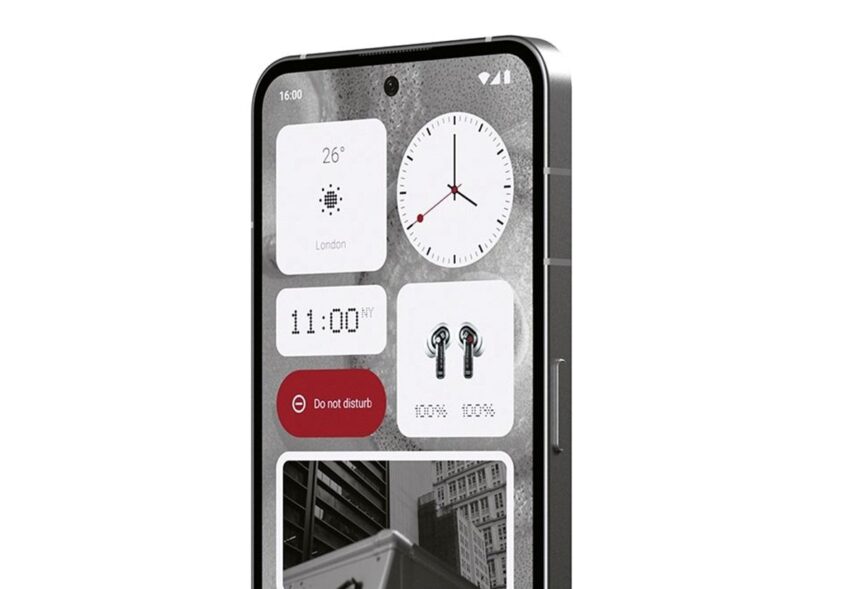 Nothing Phone 3a Pro jau greitai